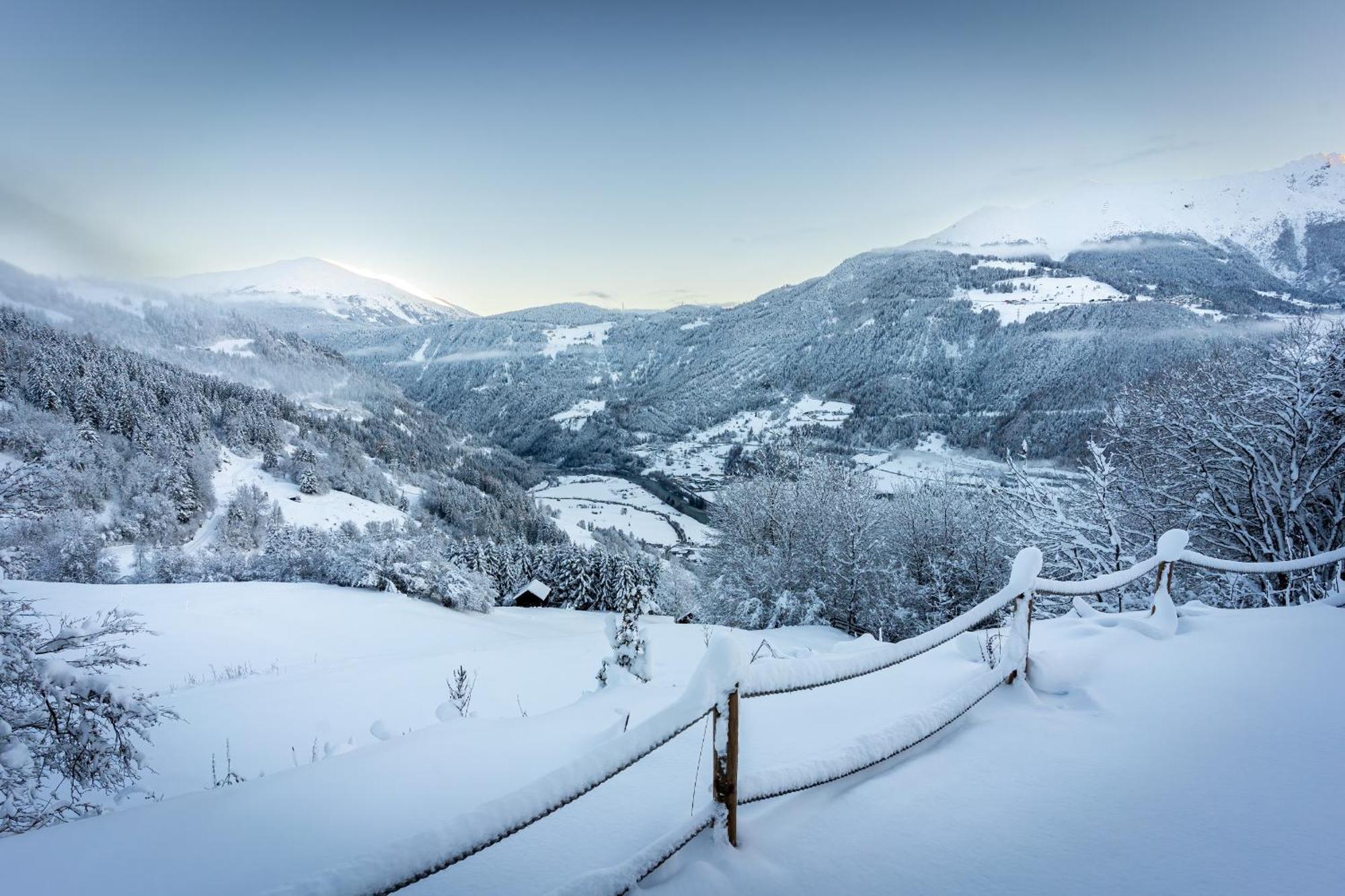 לאדיס Alpin Chalet Am Burgsee מראה חיצוני תמונה