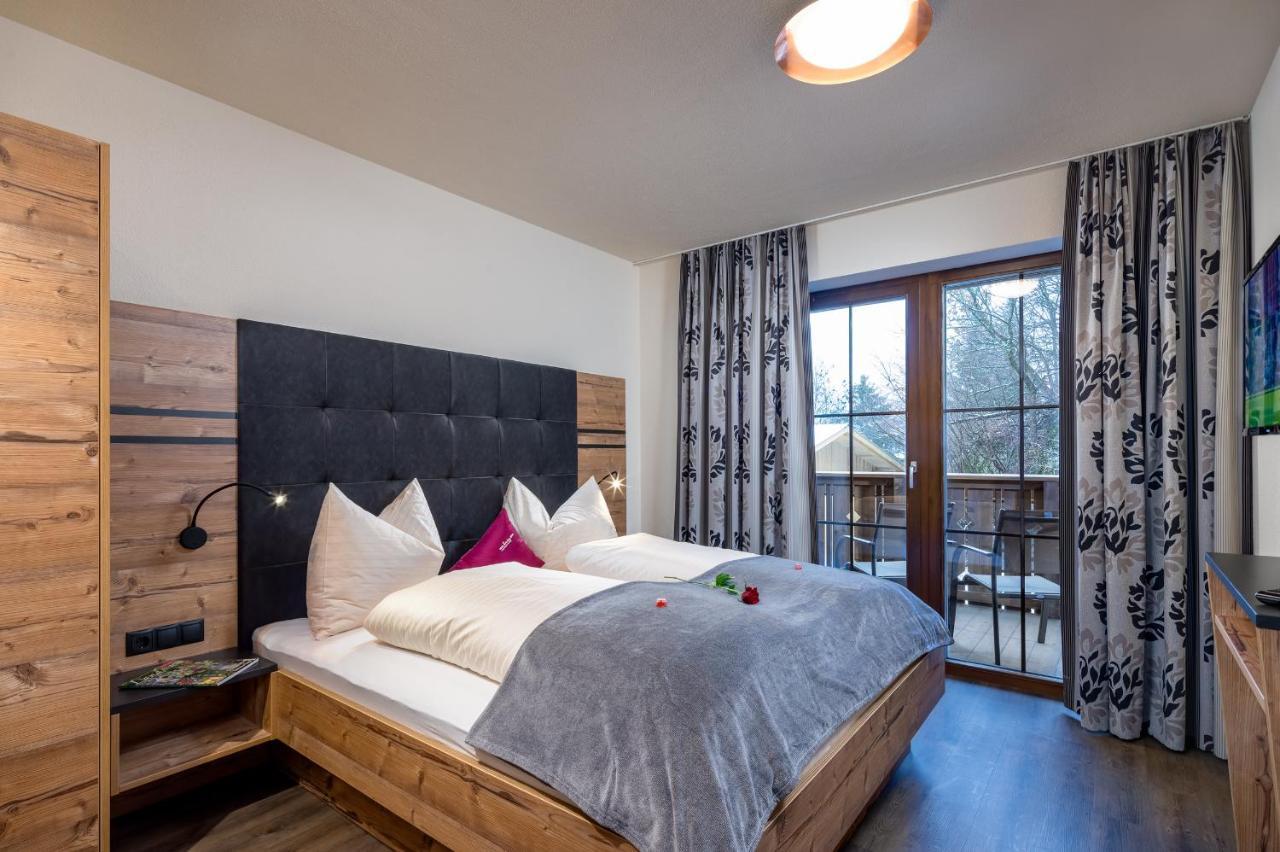 לאדיס Alpin Chalet Am Burgsee מראה חיצוני תמונה